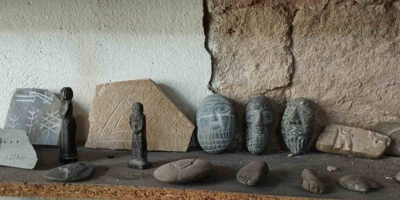 Annesinin Memleketi Mardin’e Gelen Suriyeli Heykeltıraş 40 Yıldır Taşlara Hayat Veriyor