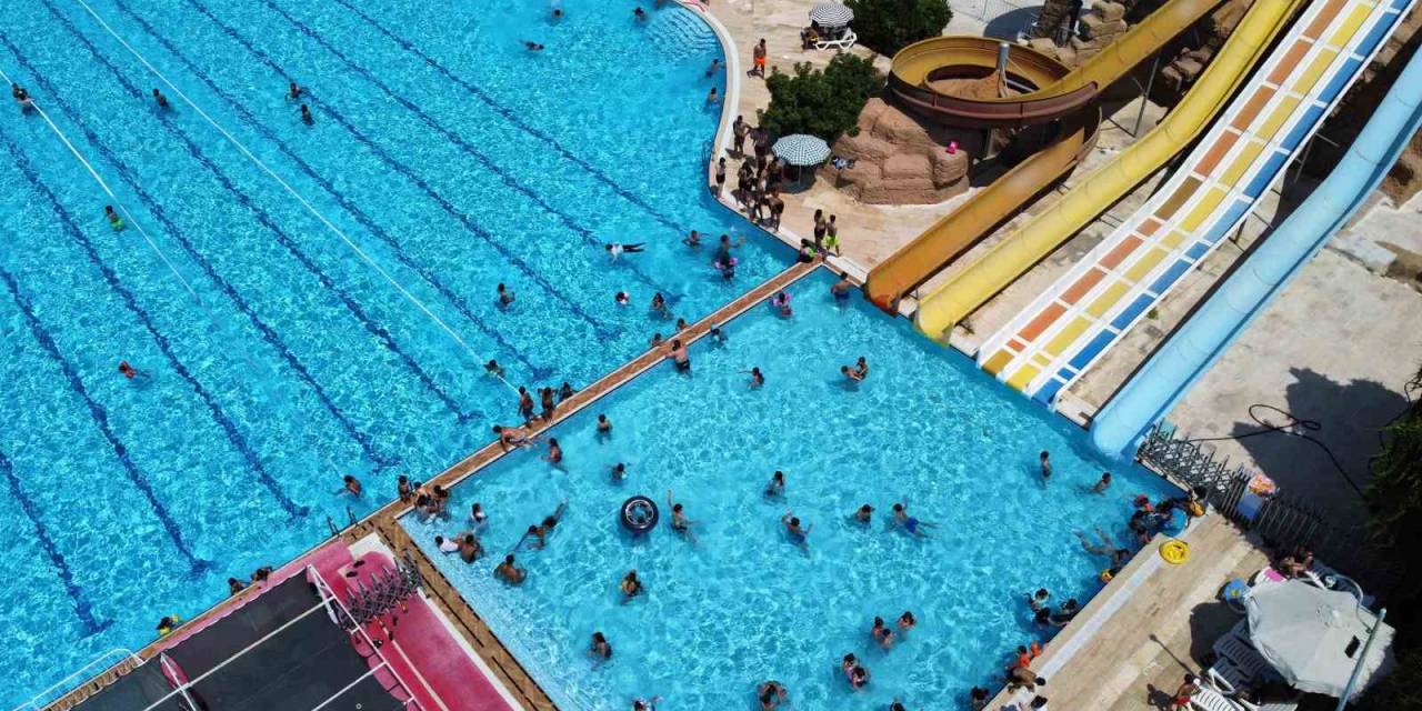 Tarsus Su Parkı, 2023 Yaz Sezonu Yoğun İlgiyle Açıldı