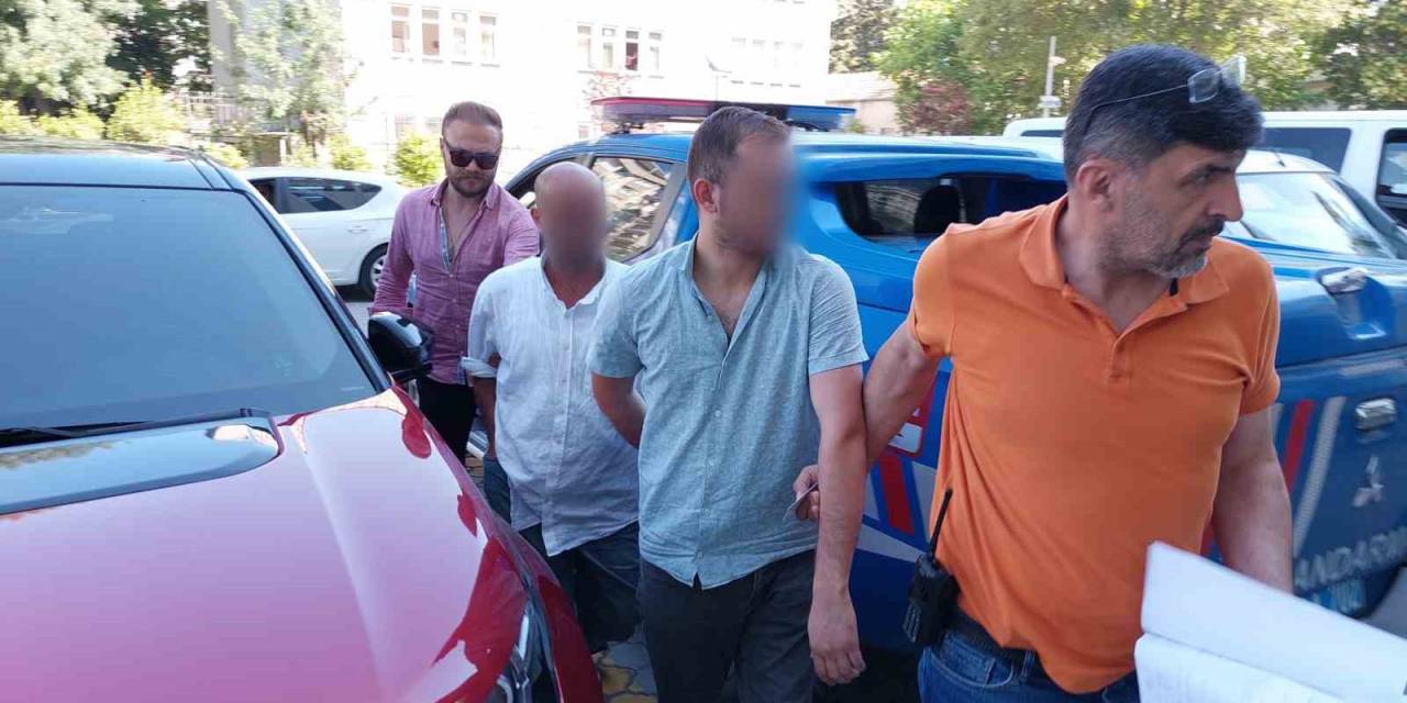 Samsun’da Emlakçılar Birbirlerinin Ofisini Kurşunladı: 4 Gözaltı