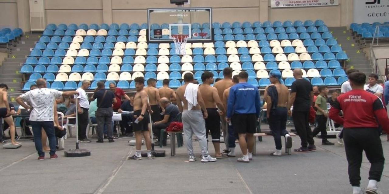 Kırkpınar’a 2 Bin 141 Pehlivan Kayıt Yaptırdı