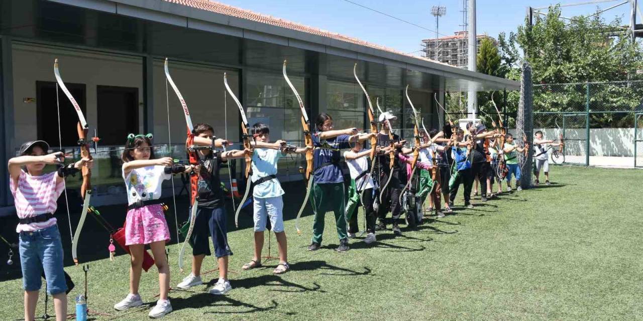 Depremzede Çocuklar Depremin İzlerini Sporla Siliyor