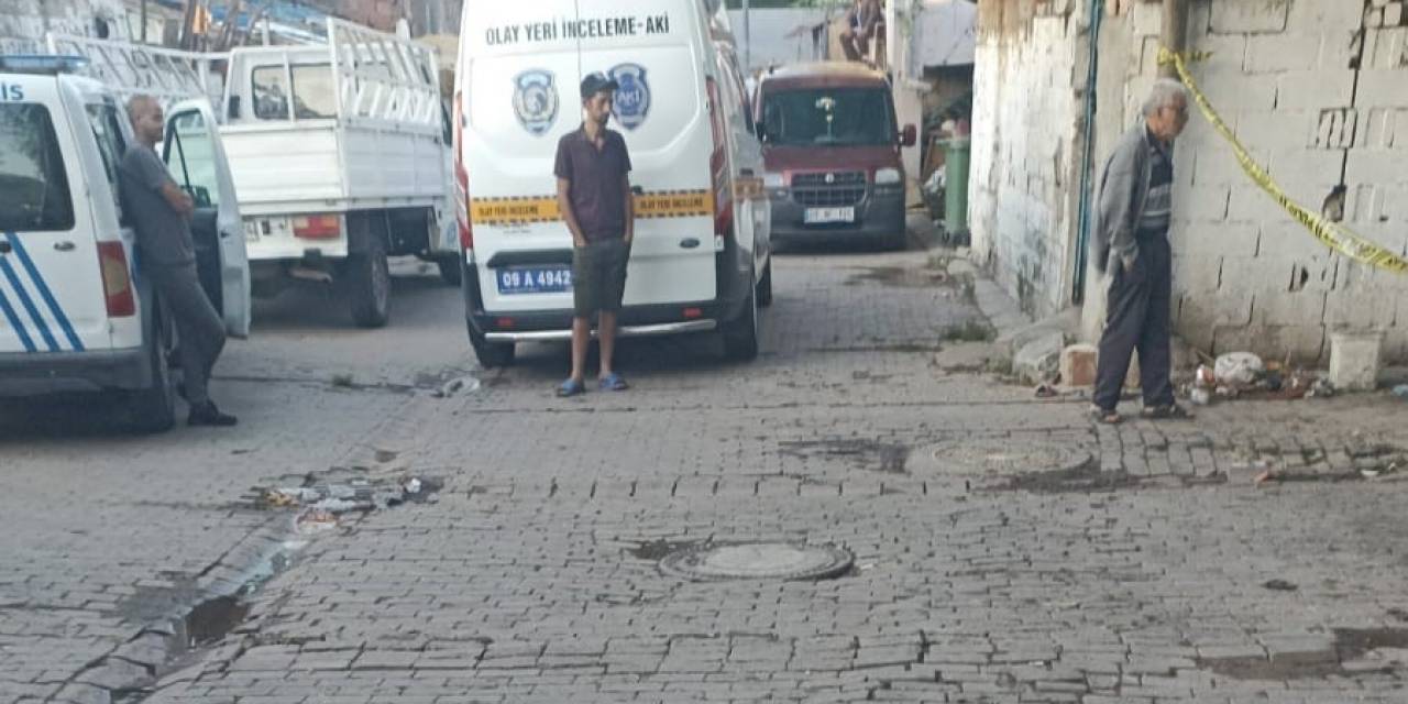 Aydın’da Bir Kişi Sokakta Ölü Bulundu