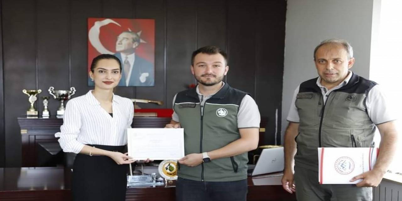 Deprem Bölgesinde Görev Yapan Çamelili Ormancılar Onurlandırıldı
