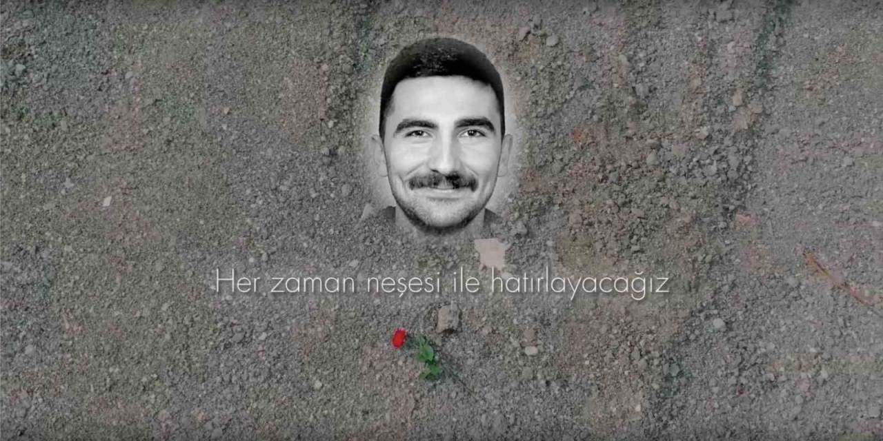 Çü Öğrencilerinden Depremde Hayatını Kaybeden Arkadaşları İçin Anlamlı Belgesel