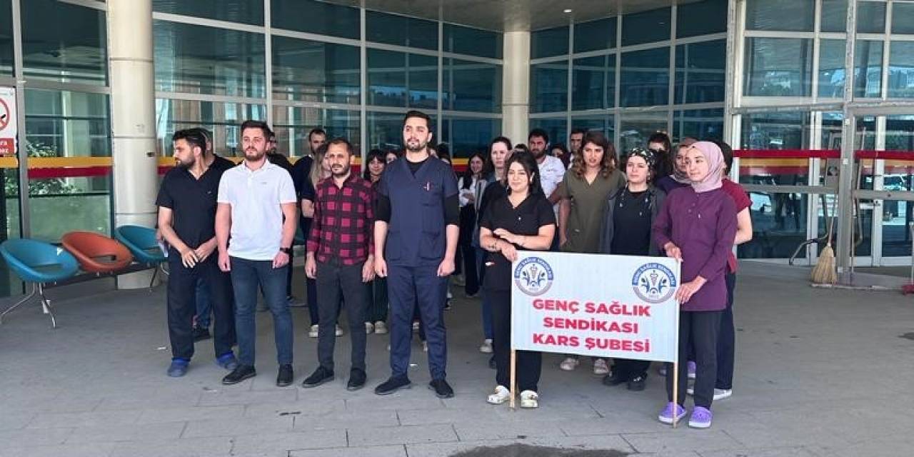 Kars’ta Genç Sağlık Sen’den Basın Açıklaması