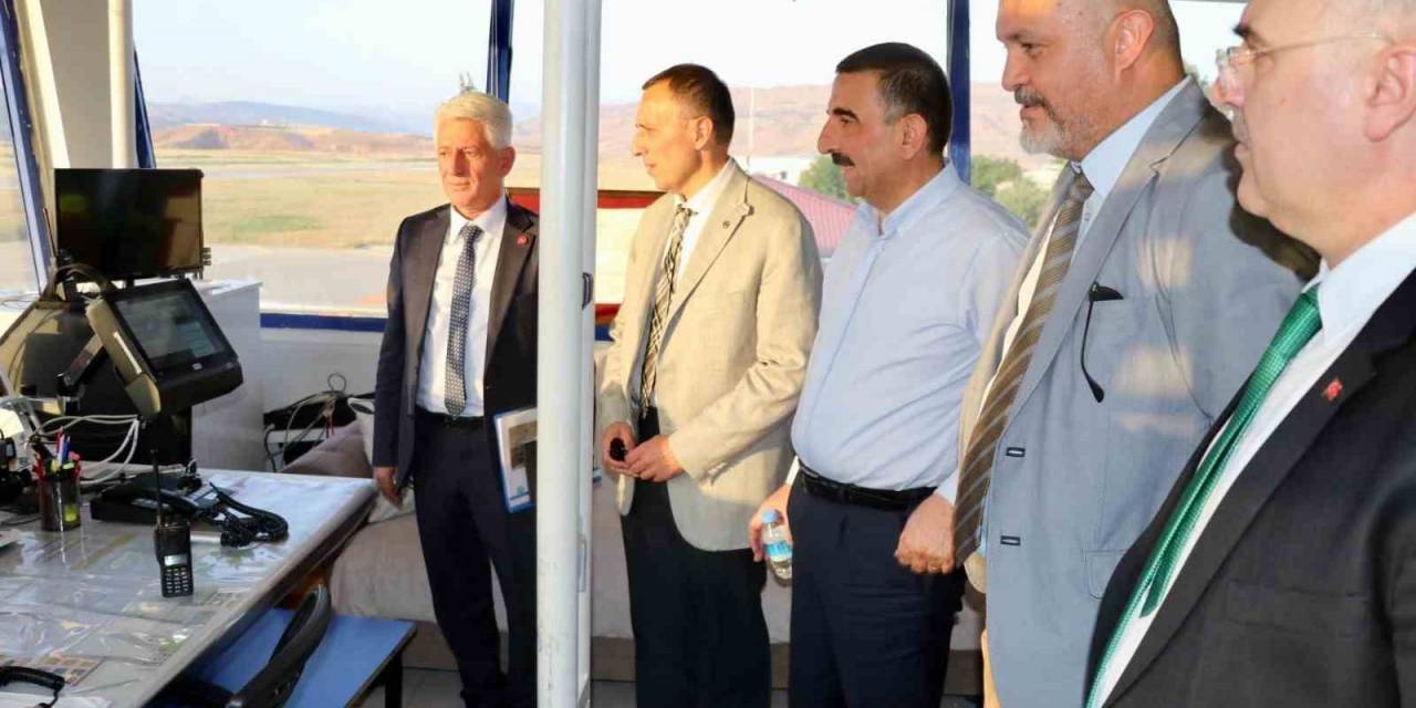 Siirt Valisi Hacıbektaşoğlu Esnafın Problemlerini Dinledi