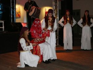 Samsunlu Folklorculara Macaristan’da Büyük İlgi