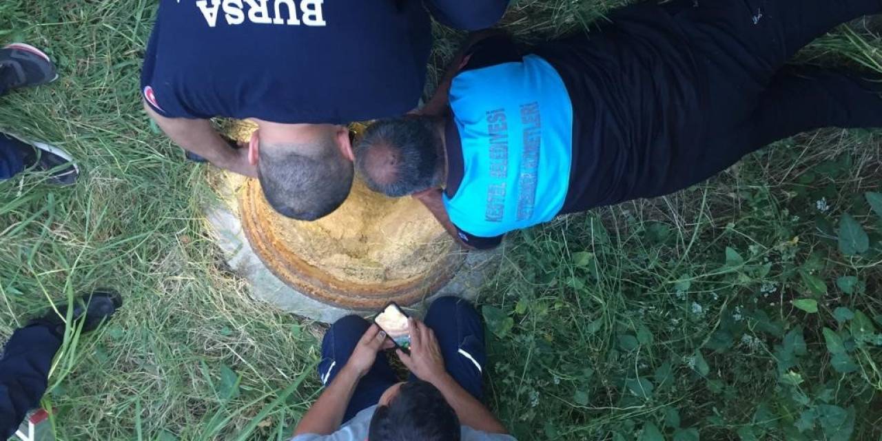 Kuyuda Mahsur Kalan Köpek 1 Saatlik Çalışma Sonucu Kurtarıldı