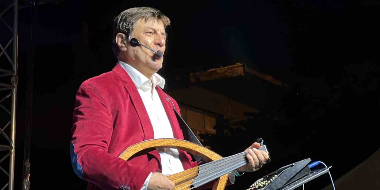 Coşkun Sabah Sevenleriyle Buluştu