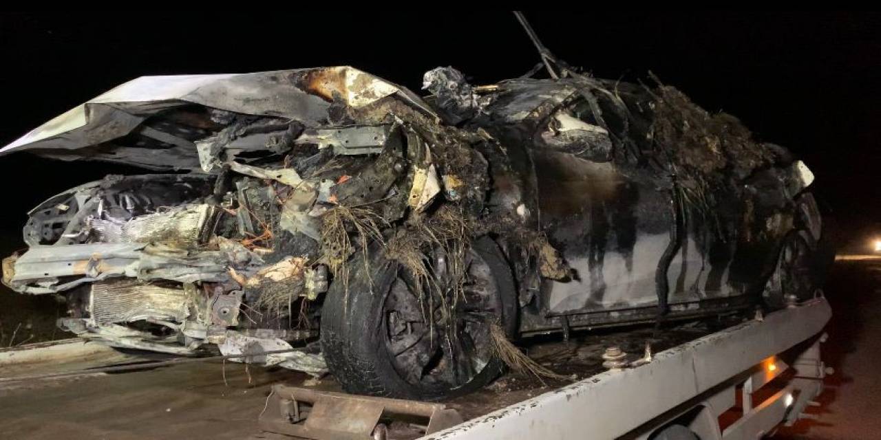 Ankara’da Kazaya Karışan İki Araç Alev Topuna Döndü: 6 Yaralı