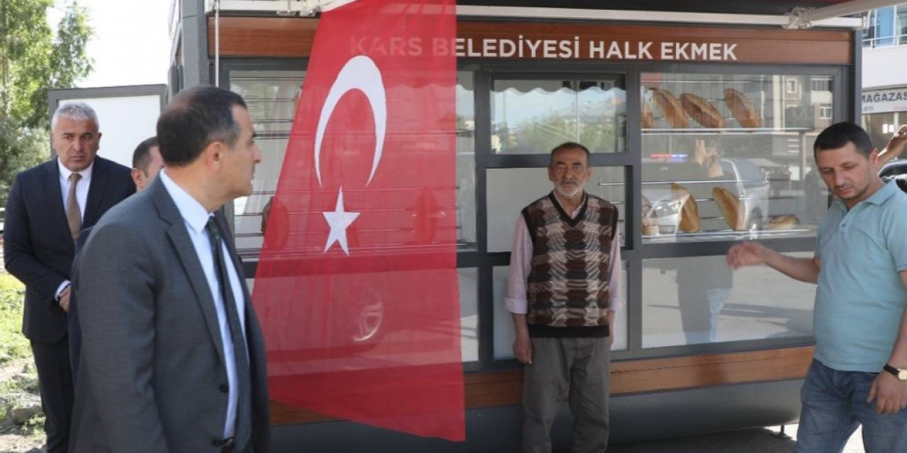 Kars Belediyesi Halk Ekmek Büfelerini Yeniledi