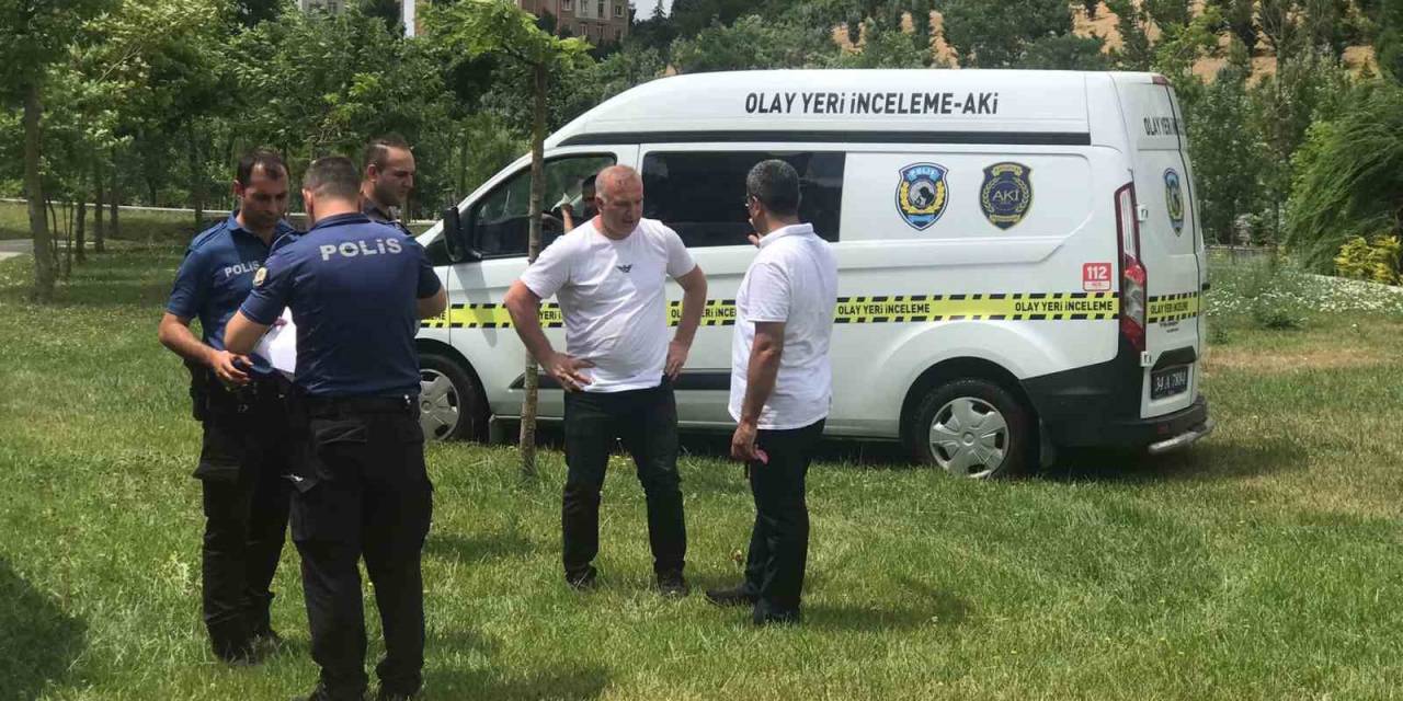Başakşehir’de 18 Yaşındaki Genç Parkta Ölü Bulundu