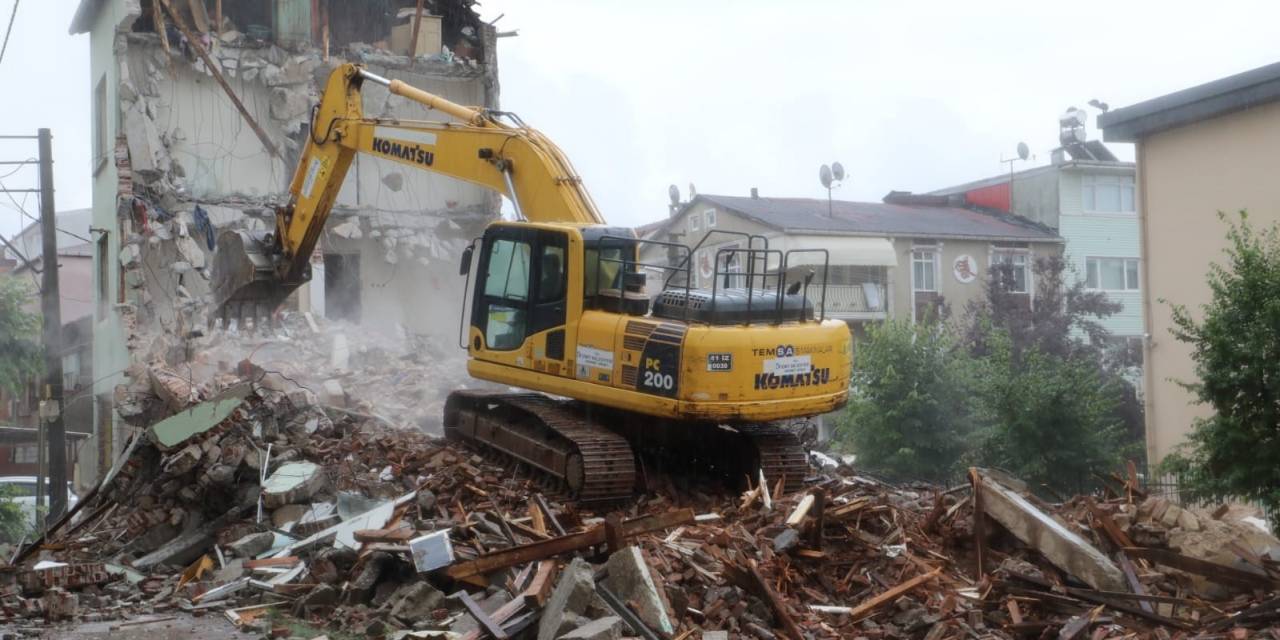 Kamulaştırma Çalışmaları Tamamlanan Binalarda Yıkım İşlemlerinde Sona Gelindi