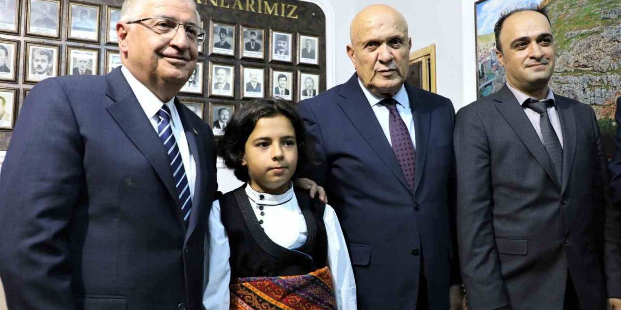 Bakan Güler’den Başkan Pekmezci’ye Ziyaret