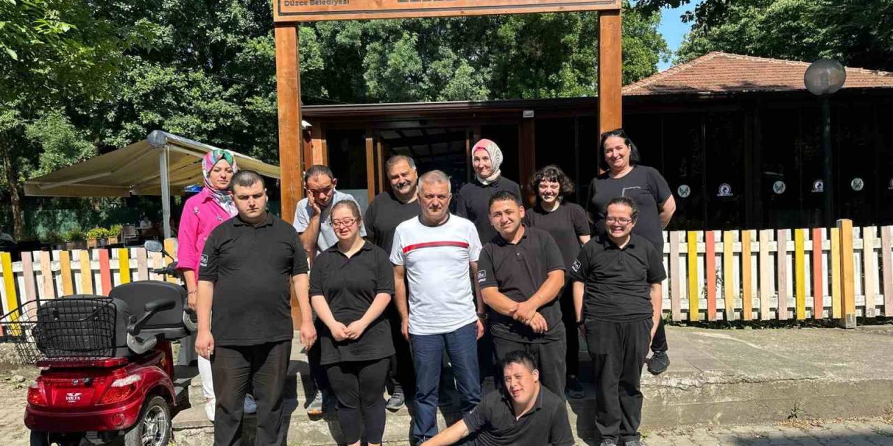Ersin Yazıcı’dan Kusursuz Kafeye Ziyaret