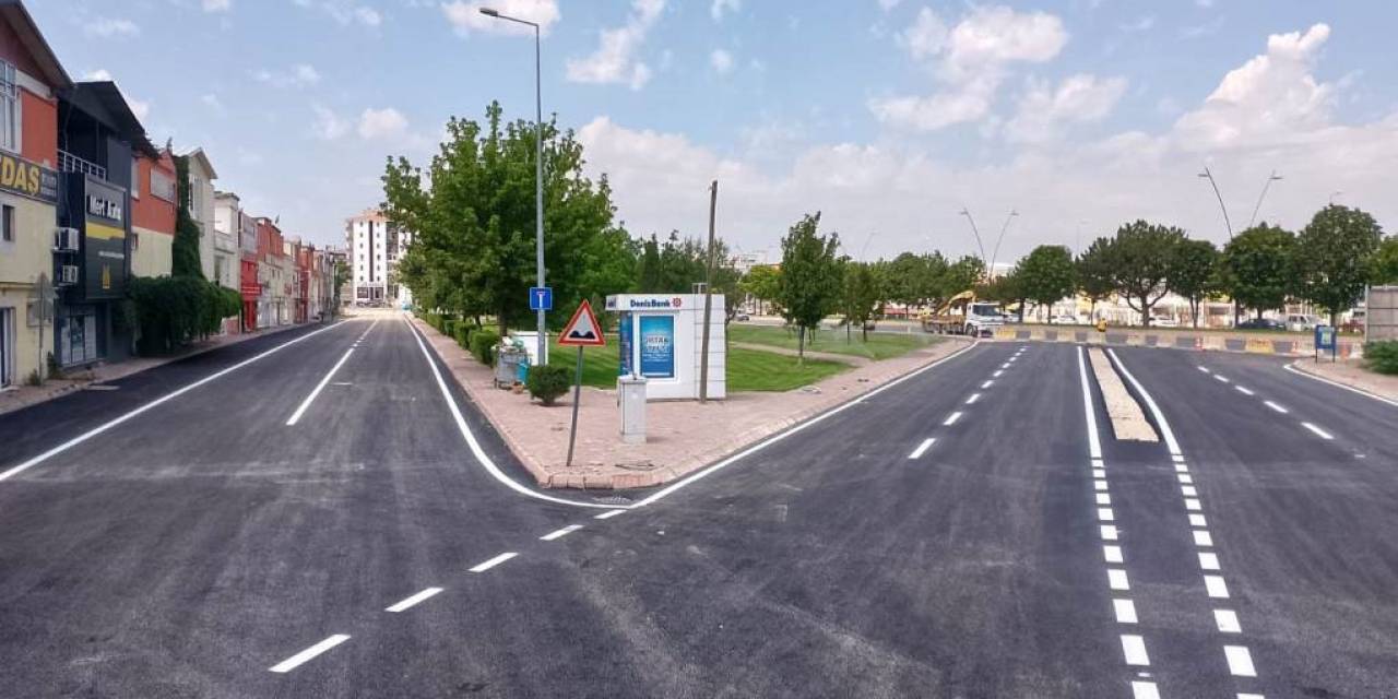 Oto Galericiler Sitesi Asfaltlandı
