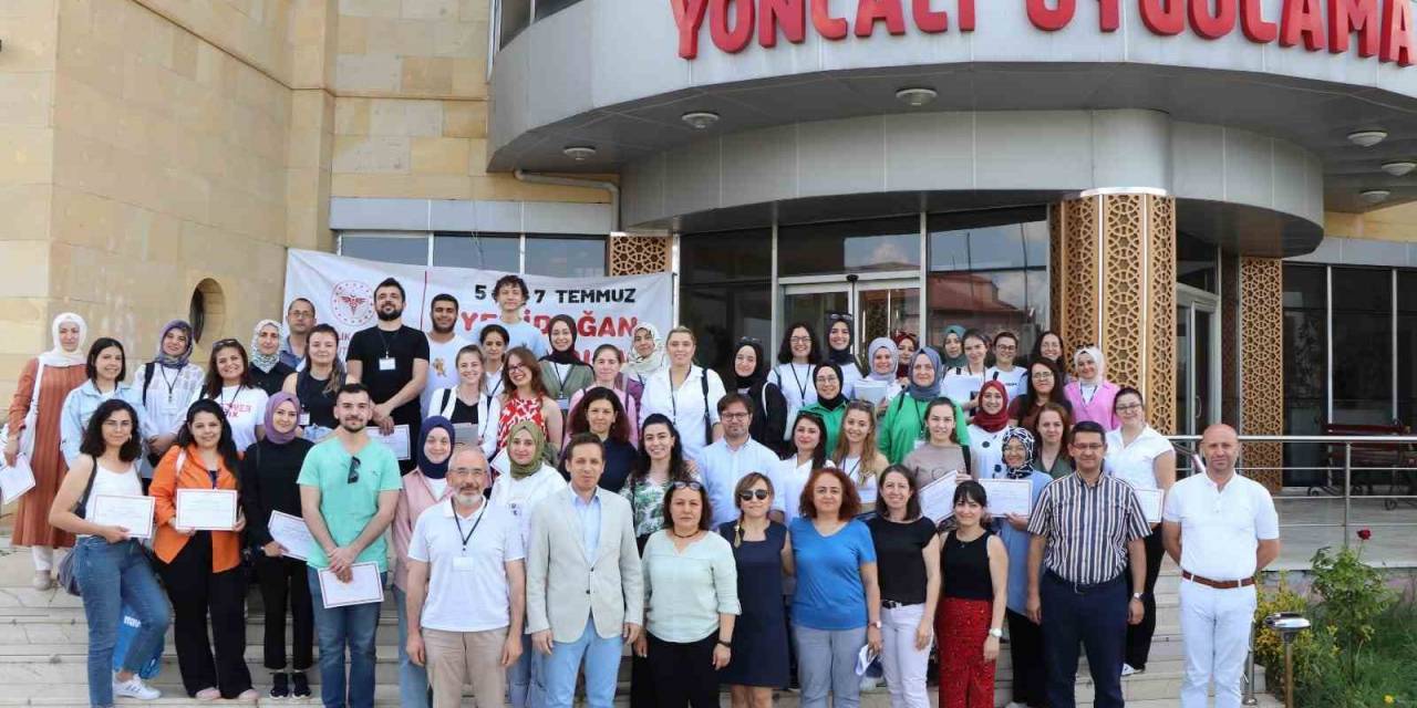 Kütahya’da 48 Sağlık Çalışanına Nrp Eğitimi