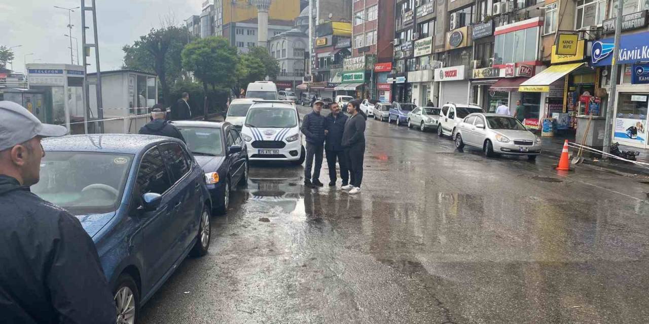 Köprüler Trafiğe Kapatıldı, Dere Kenarlarına Parklar Yasaklandı