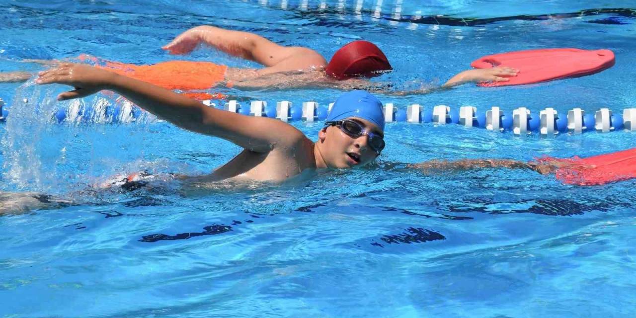 Osmangazi’nin Havuzları Rekora Koşuyor