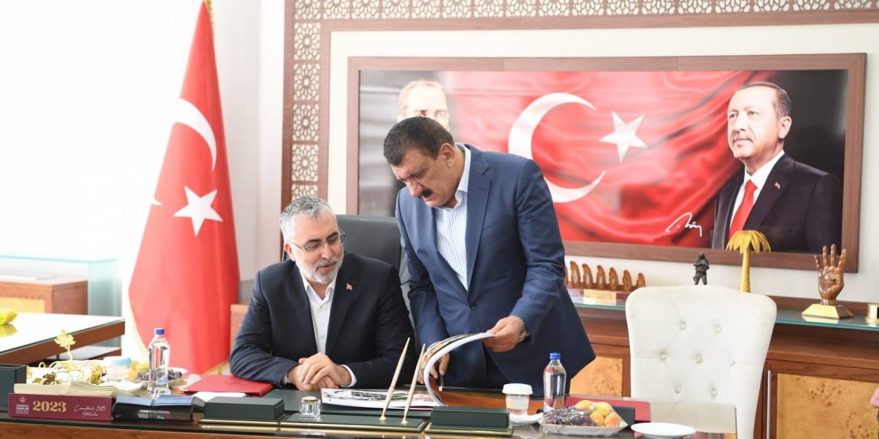 Gürkan, Bakan Işıkhan’a Kayısı Üreticilerinin Taleplerini İletti