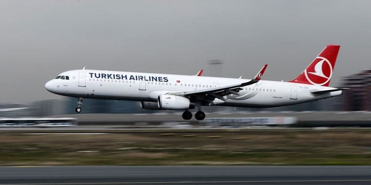 Trabzon-İstanbul seferini yapan uçakta yolcular olay çıkardı