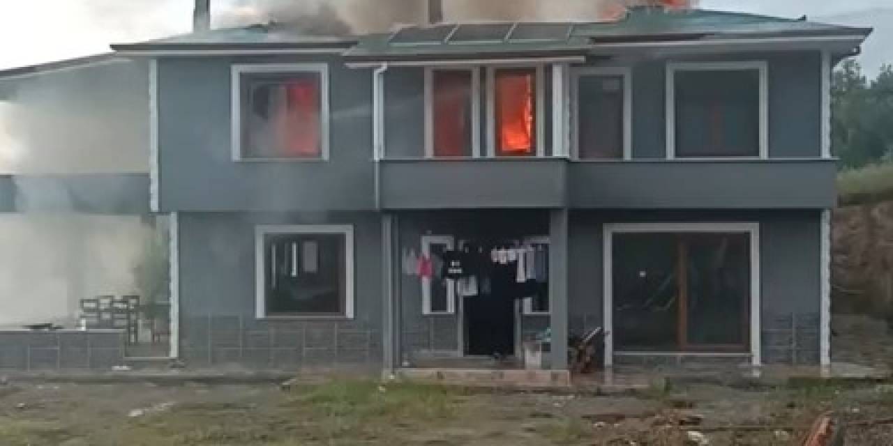 Sobayı Benzinle Yakmak İstedi, Evi Yaktı