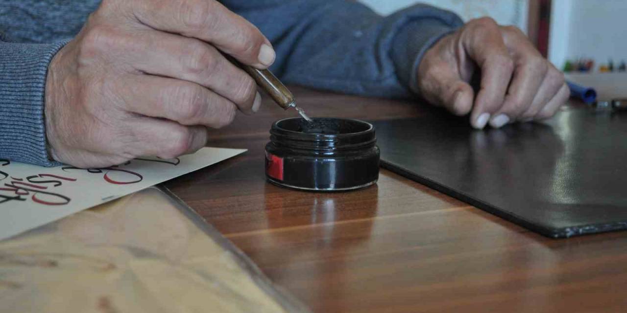 Hüsnü Hat Sanatıyla Uğraşan Ustalar Genç Öğrenci Bulamıyor