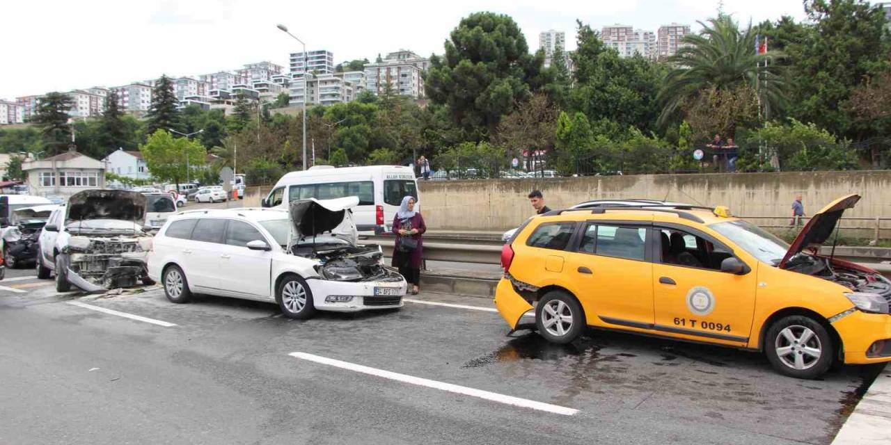 Trabzon’da 6 Araçlı Zincirleme Kaza: 3 Yaralı