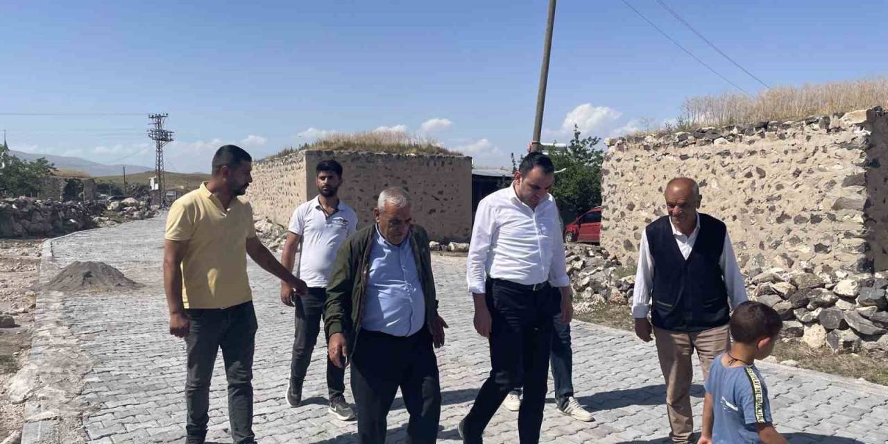 Digor’da Köyler Modern Yollara Kavuşuyor