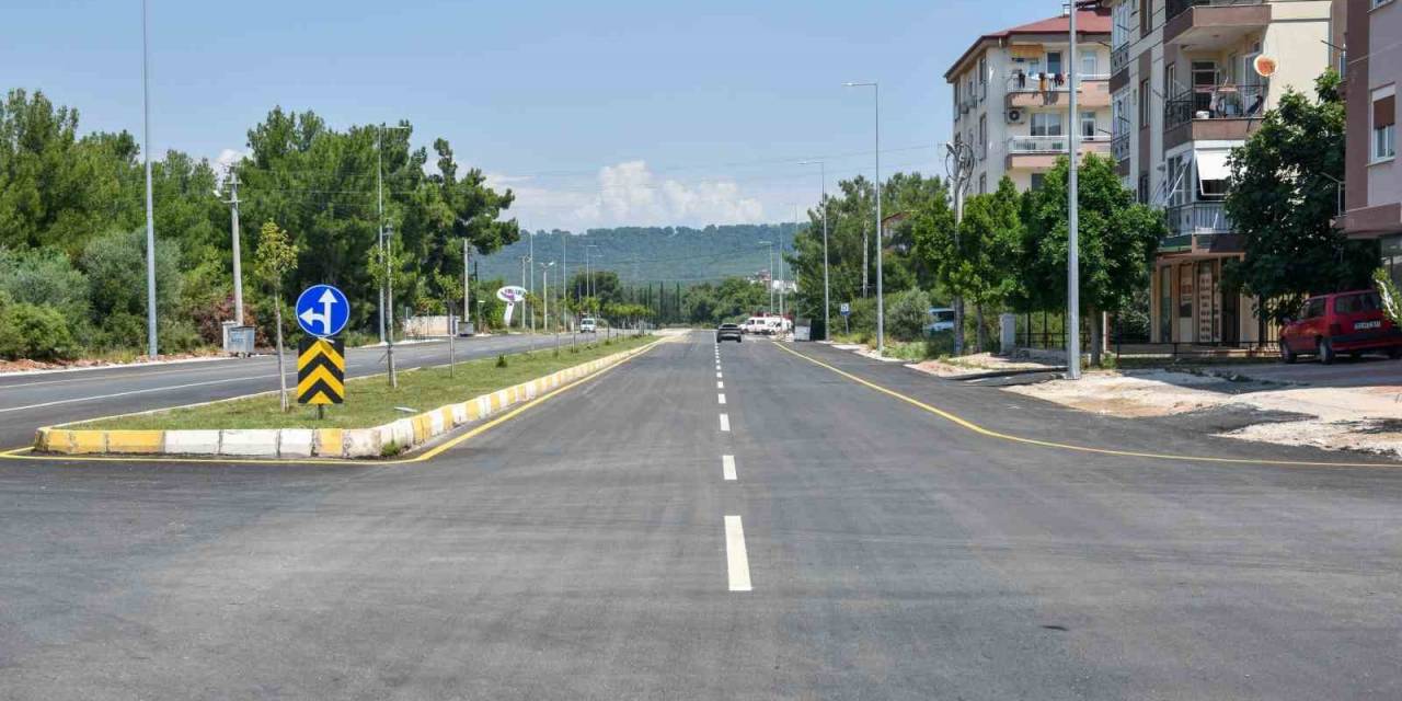 Kepez Varsak’a Modern Şehir Caddesi