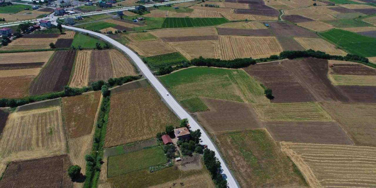 20 Mahallenin Yol Sorunu Çözüldü