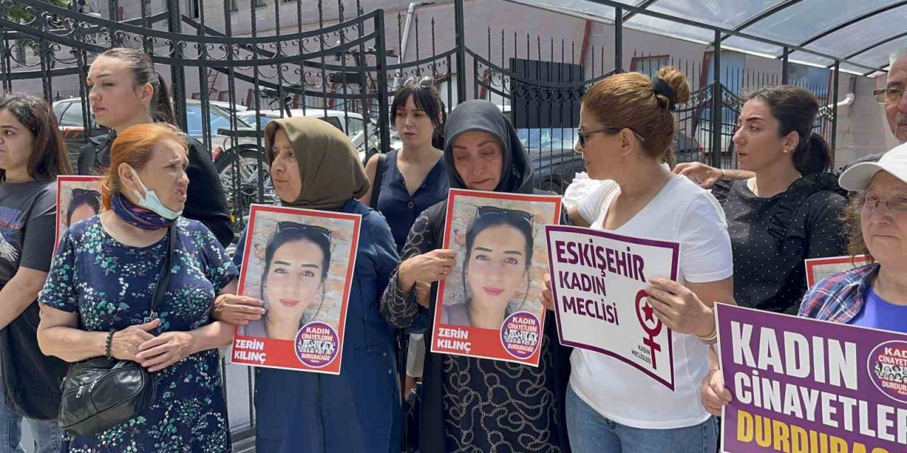 Sevgilinin Ölümünden Dolayı Tutuklanan Zanlı Kendisini Savunurken Şiir Okudu