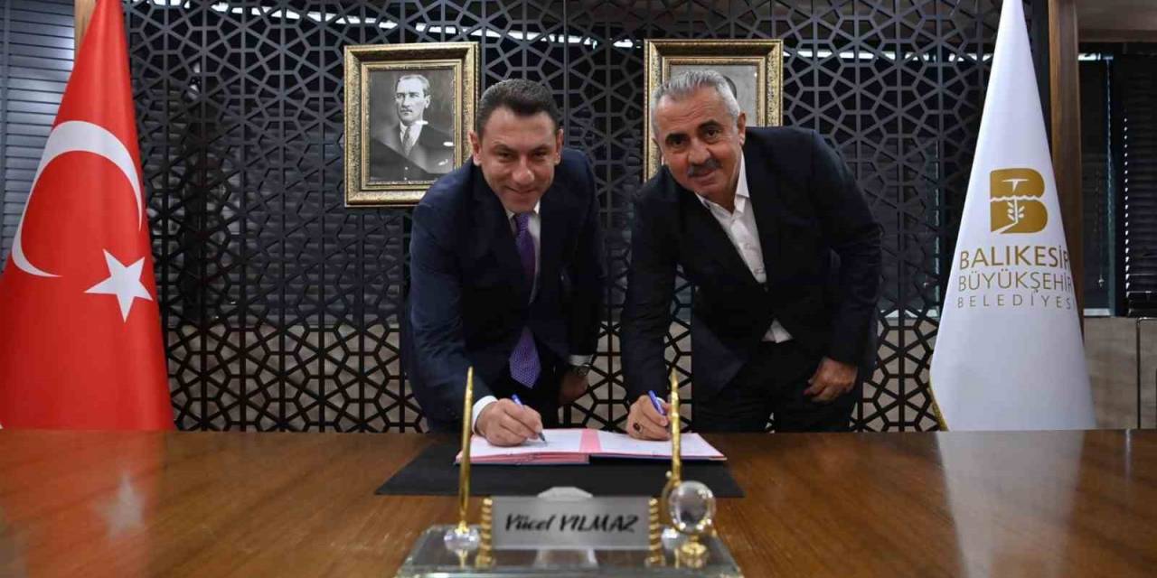 Balıkesir Büyükşehir’de İşçi Enflasyona Ezdirilmedi