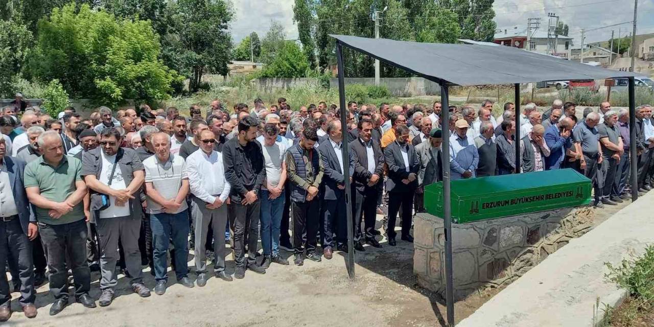 Baba-oğul Gözyaşlarıyla Uğurlandı