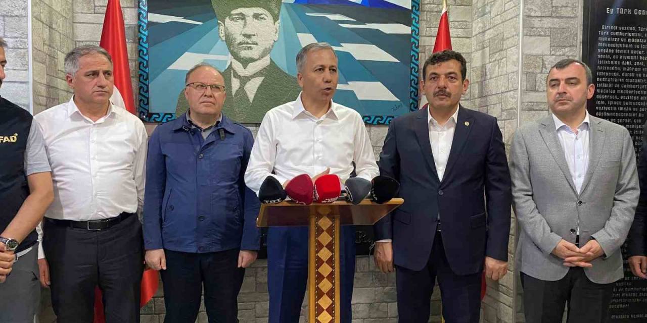 İçişleri Bakanı Yerlikaya: “defterdarlık Zarar Tespit Çalışmalarını Yapıyor”