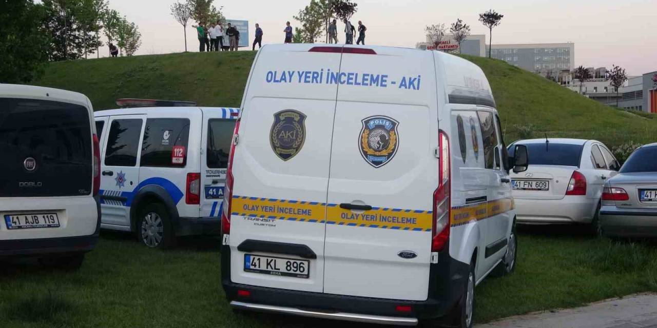 Sahibiyle Dolaşan Köpeğin Bulduğu Cesedin Kimliği Belirlendi