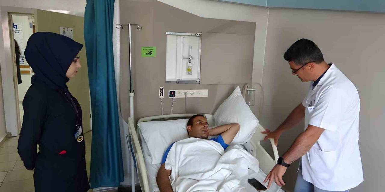 Van’da 36 Yaşındaki Hastaya Bacak Uzatma Ameliyatı Yapıldı