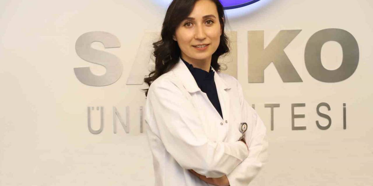 Sıcak Yaz Günlerinde Beslenmeye Dikkat