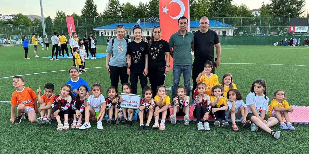 Elazığlı Cimnastikçiler Trabzon Yolcusu