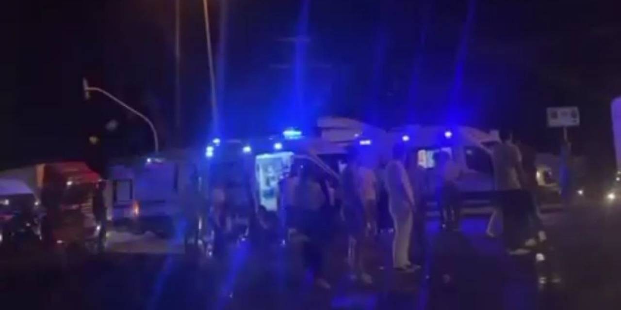 Bandırma’da Trafik Kazasında 9 Kişi Yaralandı