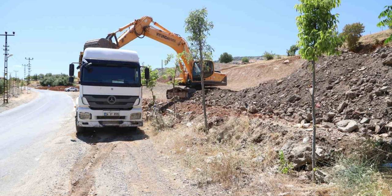 Çüngüş Millet Bahçesi’nin Yapımına Başlandı