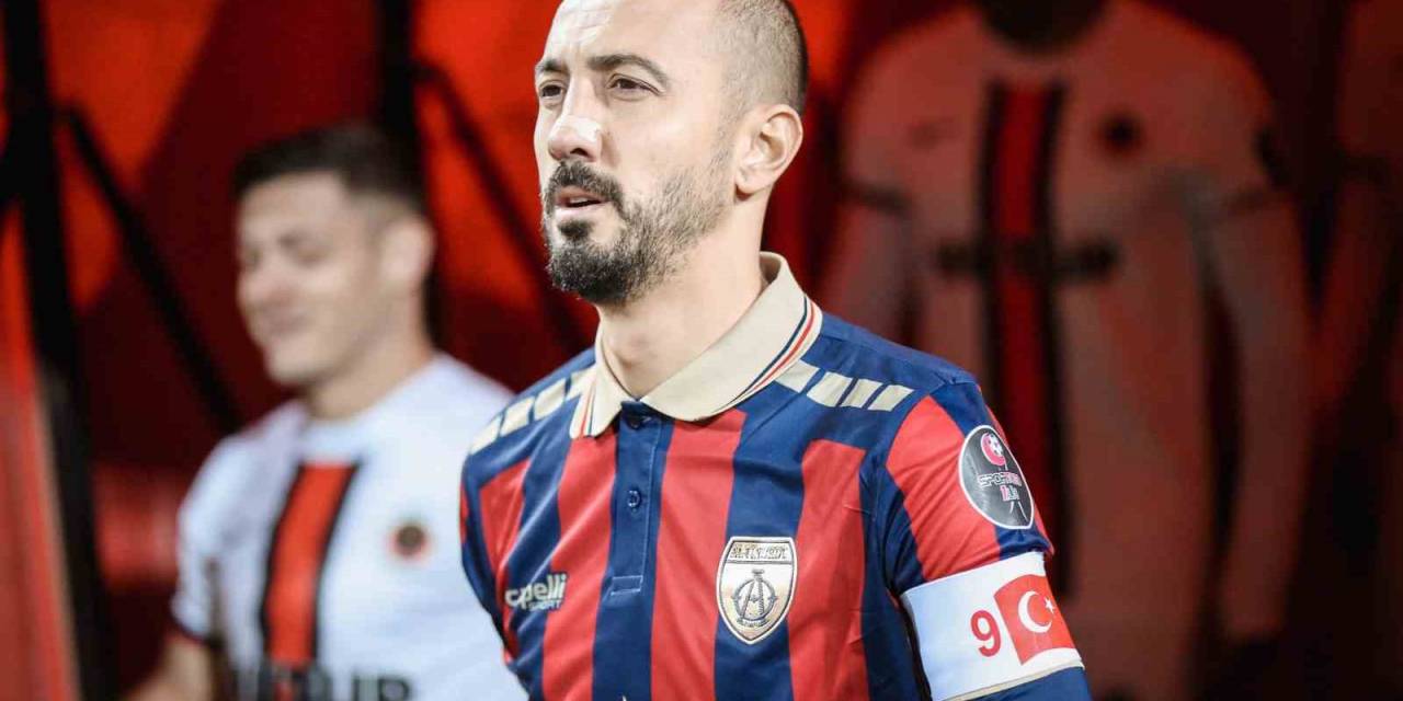 Ahmet İlhan Özek, Altınordu’ya Veda Etti