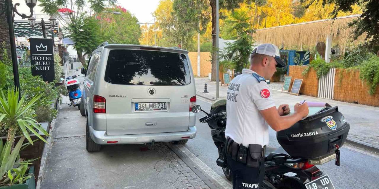 Trafik Zabıta Ekipleri Denetimlerini Sürdürüyor