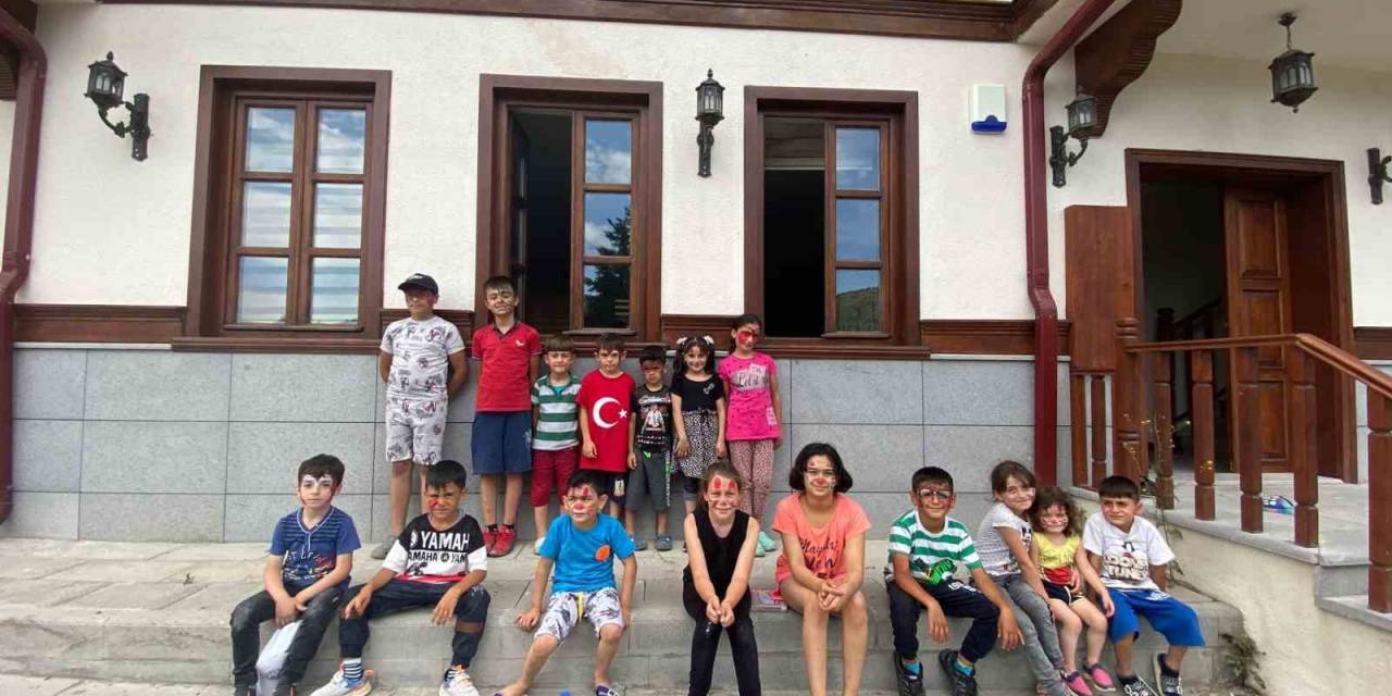 Mamak Belediyesi, Mahalle Konağında Yaz Etkinlikleri Gerçekleştiriyor