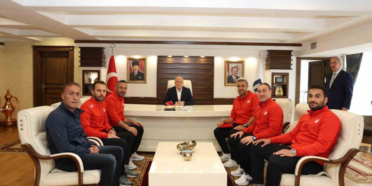 Tüfad’tan Başkan Sekmen’e Spor Yatırımları Övgüsü