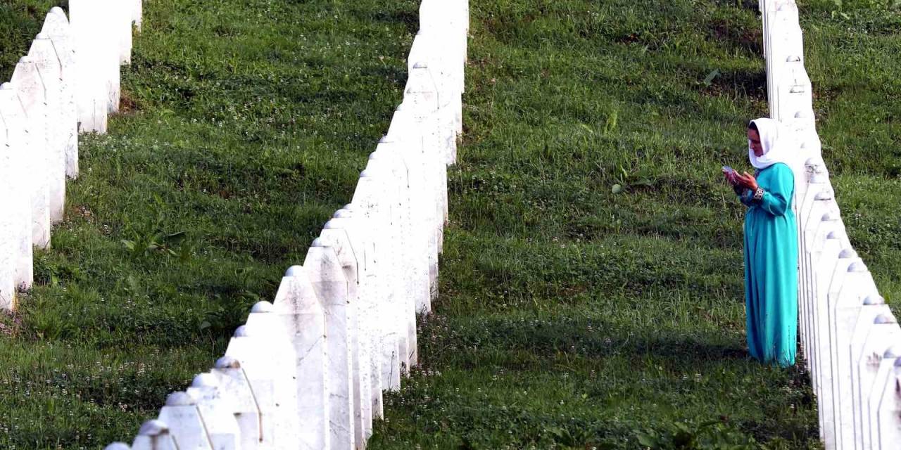 Srebrenitsa’da 30 Soykırım Kurbanı Daha Toprağa Verildi