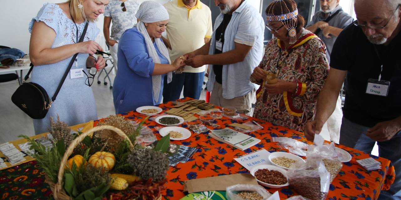 Nilüfer’de Uluslararası Yerel Tohum Takası Yapıldı