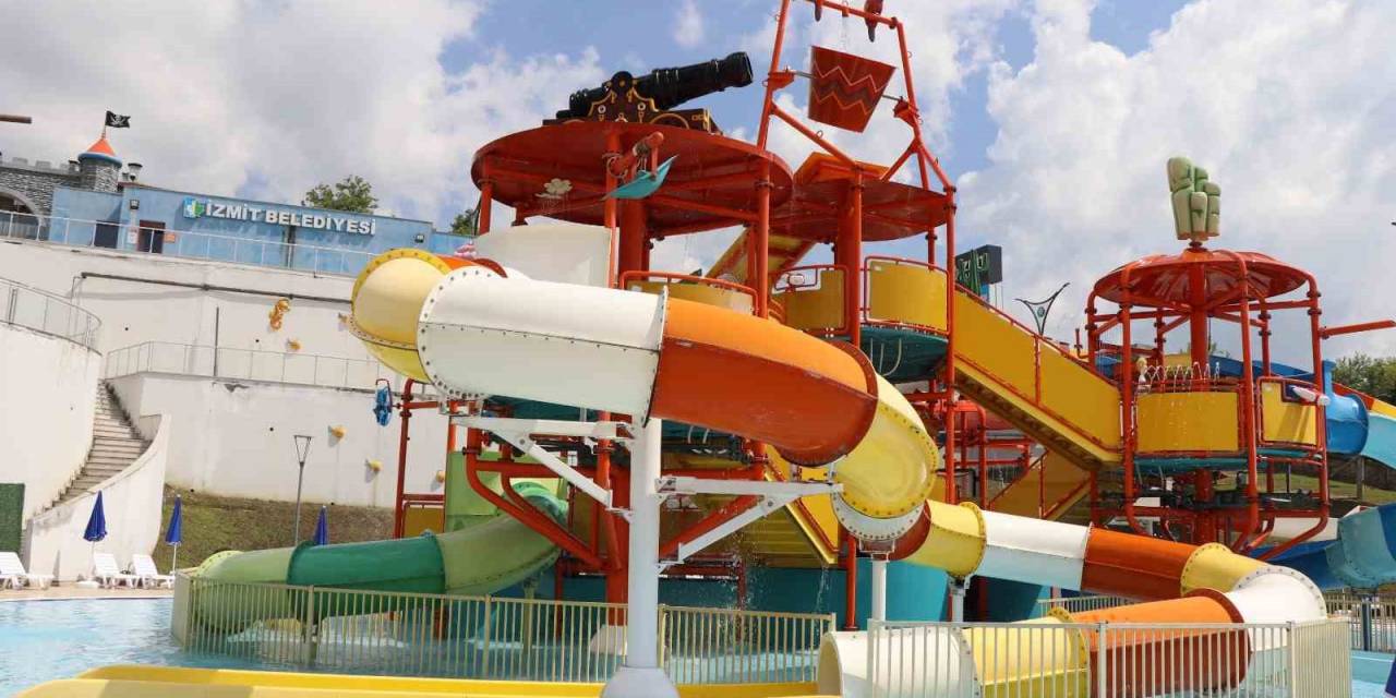 İzmit Belediyesi Aquapark’ı Yeni Sezona Kapılarını Açtı
