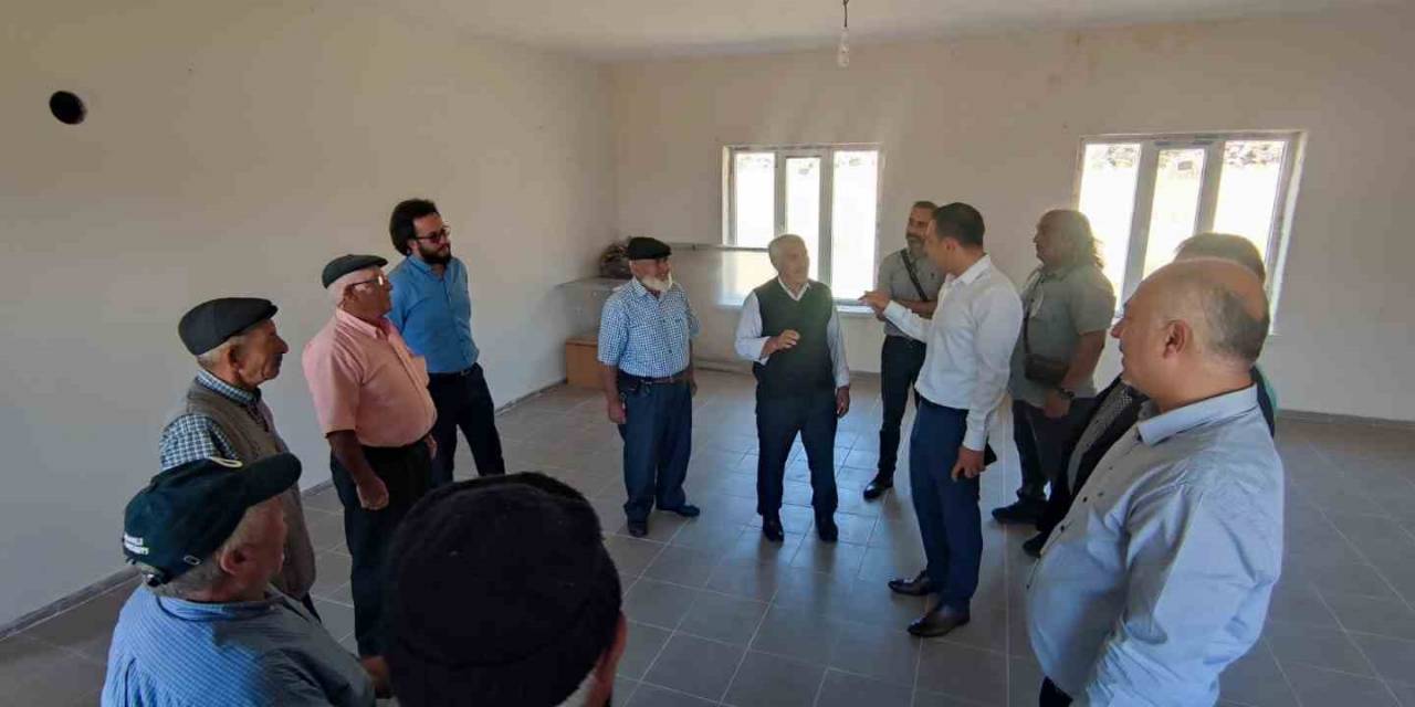 Kaymakam Sülün, Vatandaşların Dertlerini Dinliyor