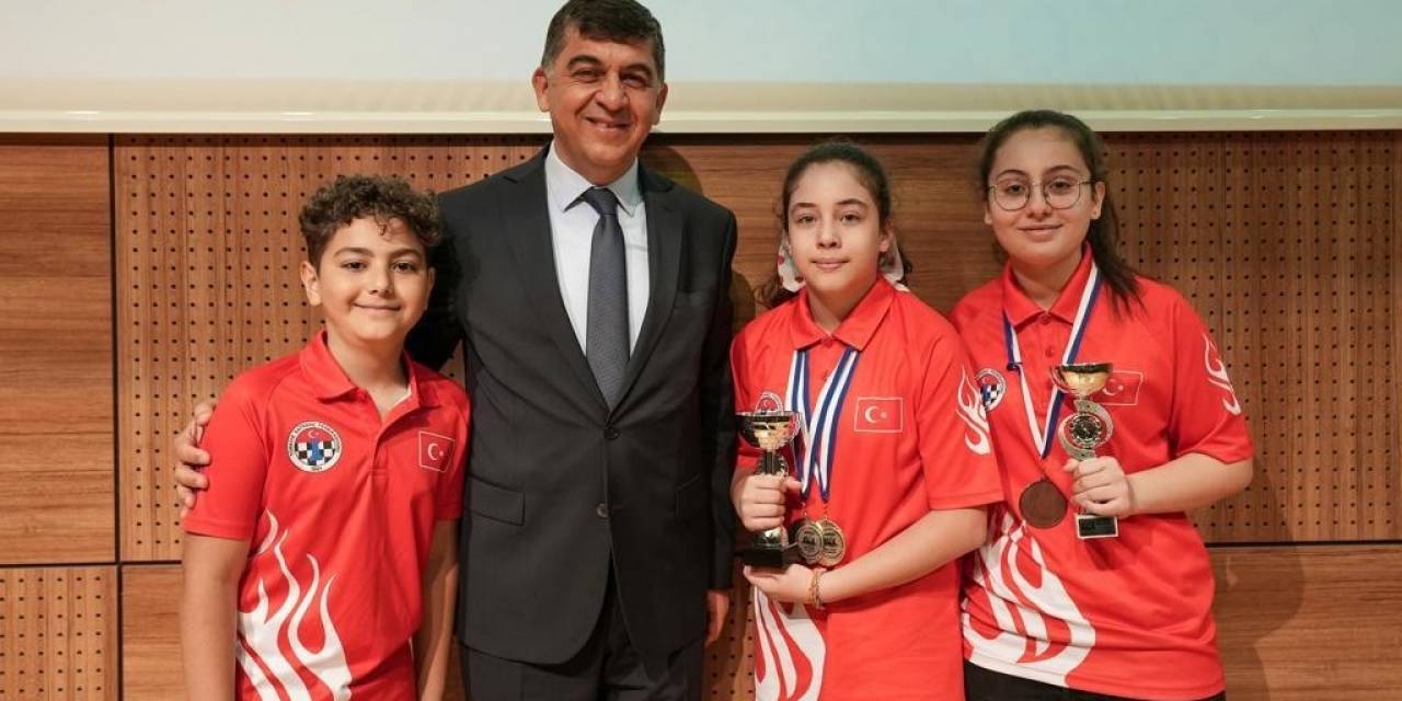 Ay-yıldızlı Sporcular Unvan Hedefinde